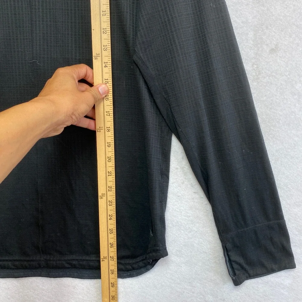 Nike Yoga Dri-FIT Top Womens Small Black Long Sleeve Textured Raglan Shirt